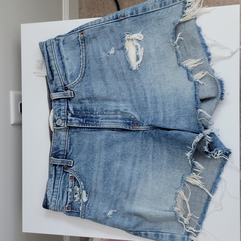 Abercrombie and Fitch High Rise 4" Shorts